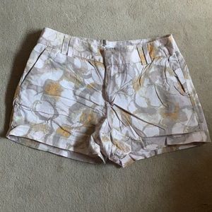 Loft floral linen shorts